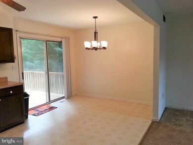 6212 Guthrie Ct, Sykesville, MD 21784 - photo 7