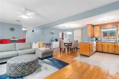 2 Mathew Rd, Tiverton, RI 02878 - photo 7