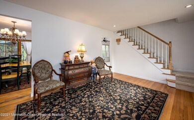 Foyer / Living Room