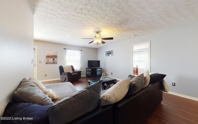 7033-Shutesbury-Cir-_014