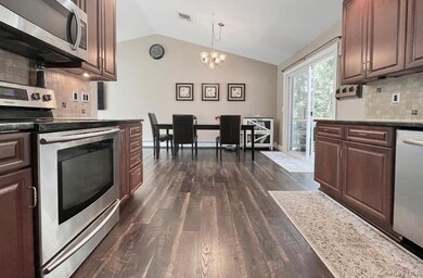 43 Brandywine Crossing, Newburgh, NY 12550 - photo 6