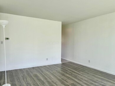 5039 Lockbourne Rd, Columbus, OH 43207 - photo 4