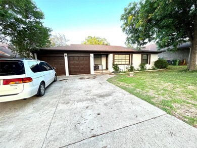 871 Perry Dr, Fort Worth, TX 76108 - photo 2