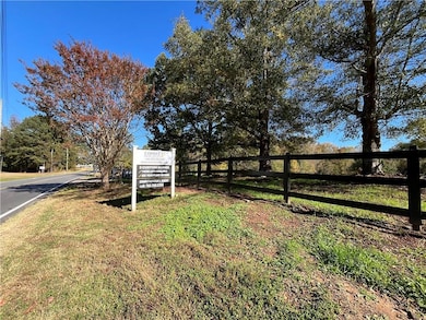 1982 Fence Rd, Dacula, GA 30019 - photo 2