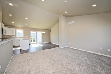 2413 Whispering Ridge Dr, Des Moines, IA 50320 - photo 7