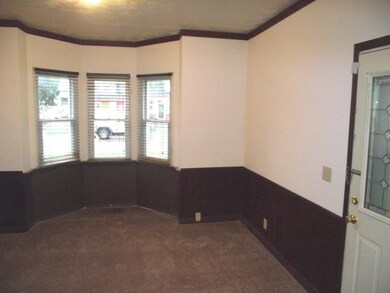 1845 W 4th St, Davenport, IA 52802 - photo 2
