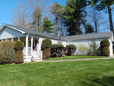 3404 Oak Point Dr, Middleborough, MA 02346 - photo 2