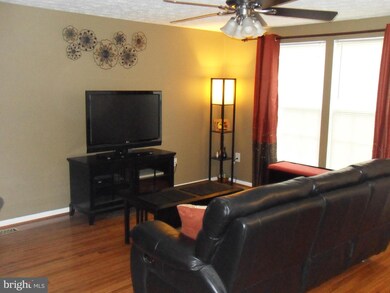 1258 Valley Leaf Ct, Edgewood, MD 21040 - photo 4