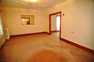 508 S Valley Ave, Olyphant, PA 18447 - photo 3