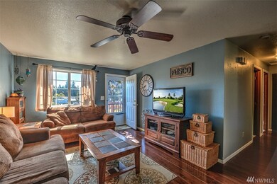 27250 Church Creek Loop NW, Stanwood, WA 98292 - photo 2