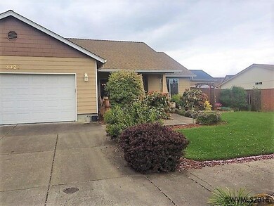 3328 Clearwater Dr NE, Albany, OR 97321 - photo 2