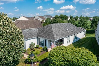 1885 Alexander Dr unit III26, Macungie, PA 18062 - photo 2