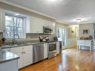 11 Cherise Cir, North Andover, MA 01845 - photo 3