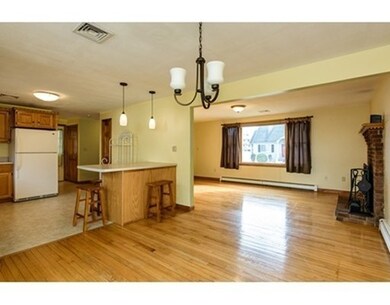 141 Sylvester St, Lawrence, MA 01843 - photo 7