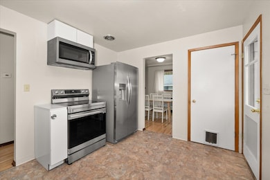 825 E Sanson Ave, Spokane, WA 99207 - photo 6