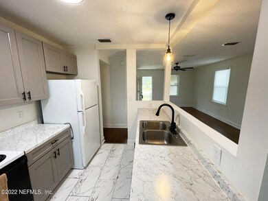 5319 Kingsbury St, Jacksonville, FL 32205 - photo 7