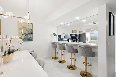 Whitehall Drive unit 4010, West Palm Beach, FL 33401 - photo 6