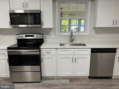 10221 Hudson Rd, Culpeper, VA 22701 - photo 6