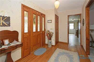 842 Pemberville Rd, Woodville, OH 43469 - photo 4