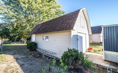 793 Lupine Ct, Shakopee, MN 55379 - photo 2