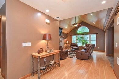 9 Mackady Ct, Westport, MA 02790 - photo 4