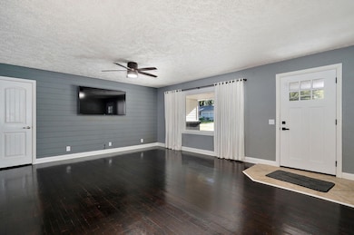 1901 S Sieger Dr, Springfield, MO 65804 - photo 6