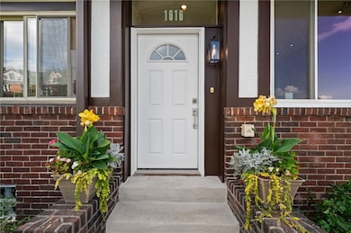 1616 Denniston St, Pittsburgh, PA 15217 - photo 5