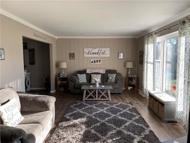 249 Blenheim Dr, Easton, PA 18045 - photo 2