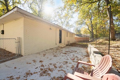 1106 Edgehill, Benton, AR 72015 - photo 3