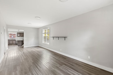 321 7th St S, Great Falls, MT 59405 - photo 5