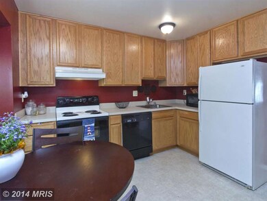 1515 Lowell Ct, Crofton, MD 21114 - photo 4