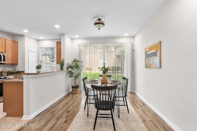 Dining Area (1)