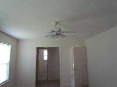 2110 Coldstream Dr, Lawrenceburg, KY 40342 - photo 7