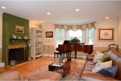 40 Allen Rd, Swampscott, MA 01907 - photo 3