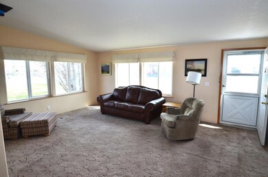 1053 S McHaley St, Prairie City, OR 97869 - photo 3