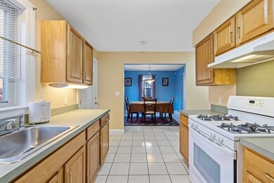 117 Alexander St, Dorchester, MA 02125 - photo 6