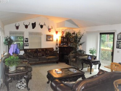 1716 Arch Ln, Brookings, OR 97415 - photo 5