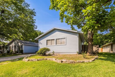 85 Blue Fox Rd, Spring, TX 77380 - photo 3