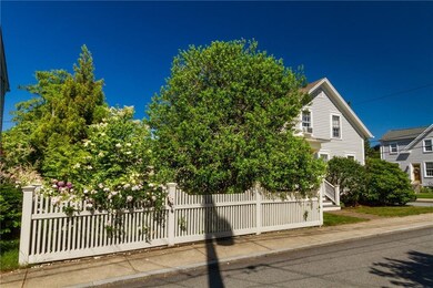 49 Manning St, Warren, RI 02885 - photo 2