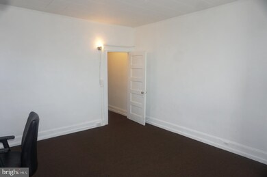 1105 Walnut Ave, Baltimore, MD 21229 - photo 7