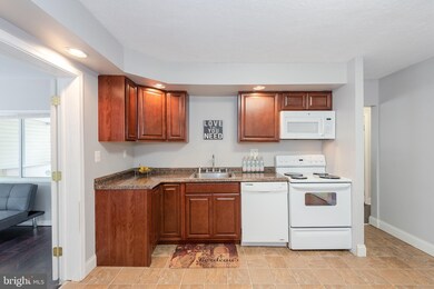 6336 Sykesville Rd, Sykesville, MD 21784 - photo 7