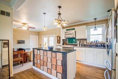 18392 Chaucer Ln, South Bend, IN 46637 - photo 6