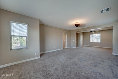2824 E Honeysuckle Pl-41