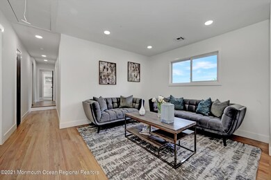 04-Living Room