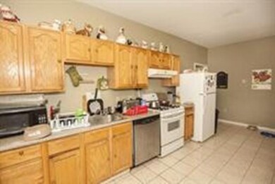 64 Maverick St unit Pkg, Chelsea, MA 02150 - photo 4