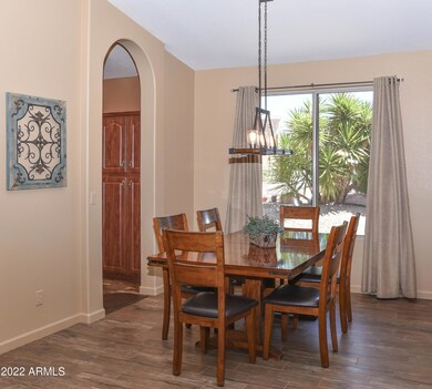 DINING ROOM OFF KITCHEN