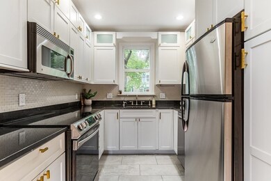 110 Summer St unit C, Watertown, MA 02472 - photo 4