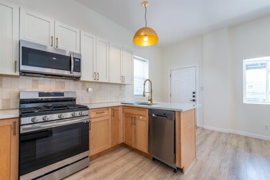 6137 Adams St unit 2, West New York, NJ 07093 - photo 4