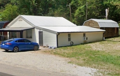 4551 Highway 13 S, Waverly, TN 37185 - photo 2