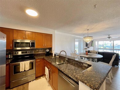 2400 Feather Sound Dr unit 824, Clearwater, FL 33762 - photo 5
